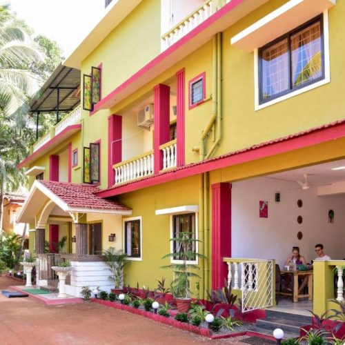 Couple-friendly beach villa near Candolim at budget price"