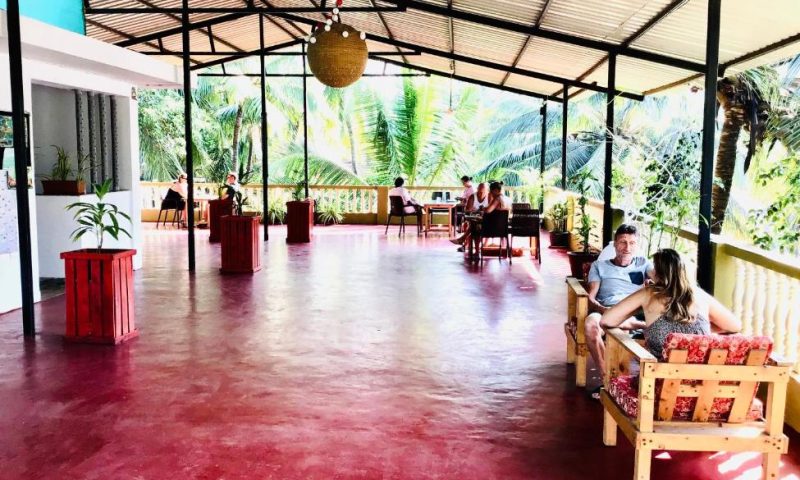 Peaceful tropical ambiance around Laligurasvilla property